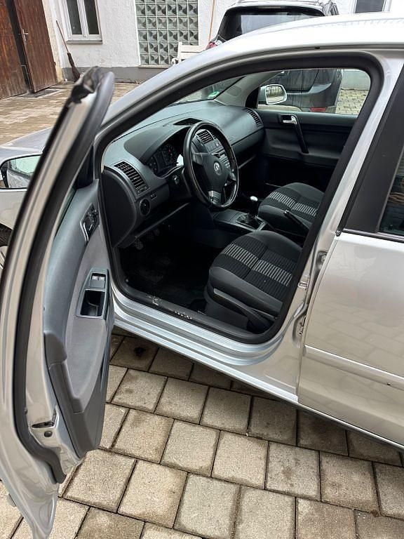 Gebraucht VW Polo 69 PS (50 kW) 2008 Silber Kleinwagen