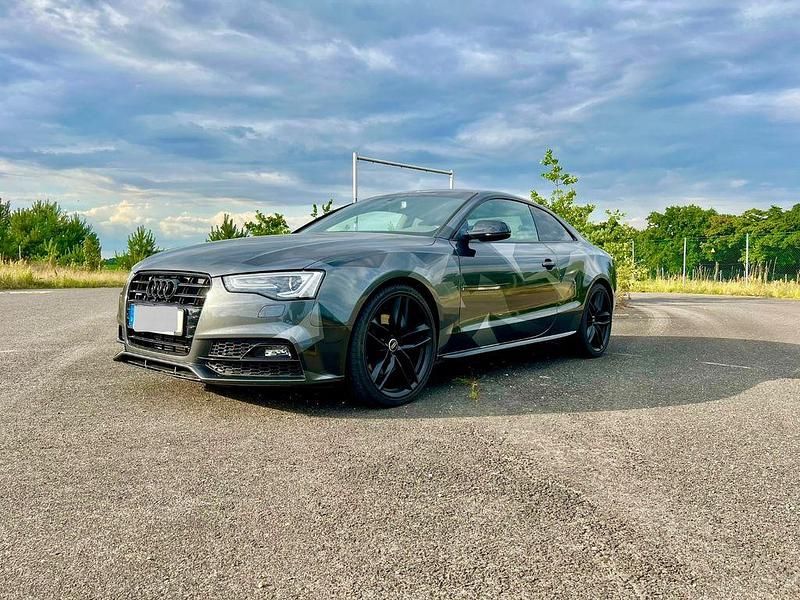 Gebraucht Audi A5 Sport 245 PS (180 kW) 2015 Grau Coupé