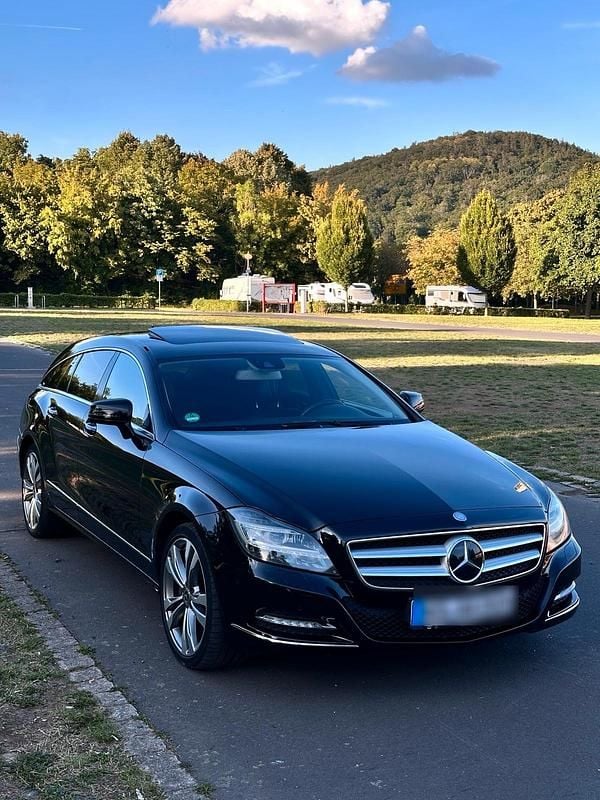 Schwarz Gebraucht 2012 Mercedes CLS350 Limousine | 10.750 € (Guter Preis) - Bild 1/4