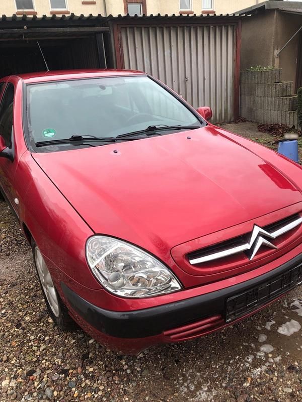 Gebraucht Citroën Xsara 75 PS (55 kW) 2002 Rot Kleinwagen