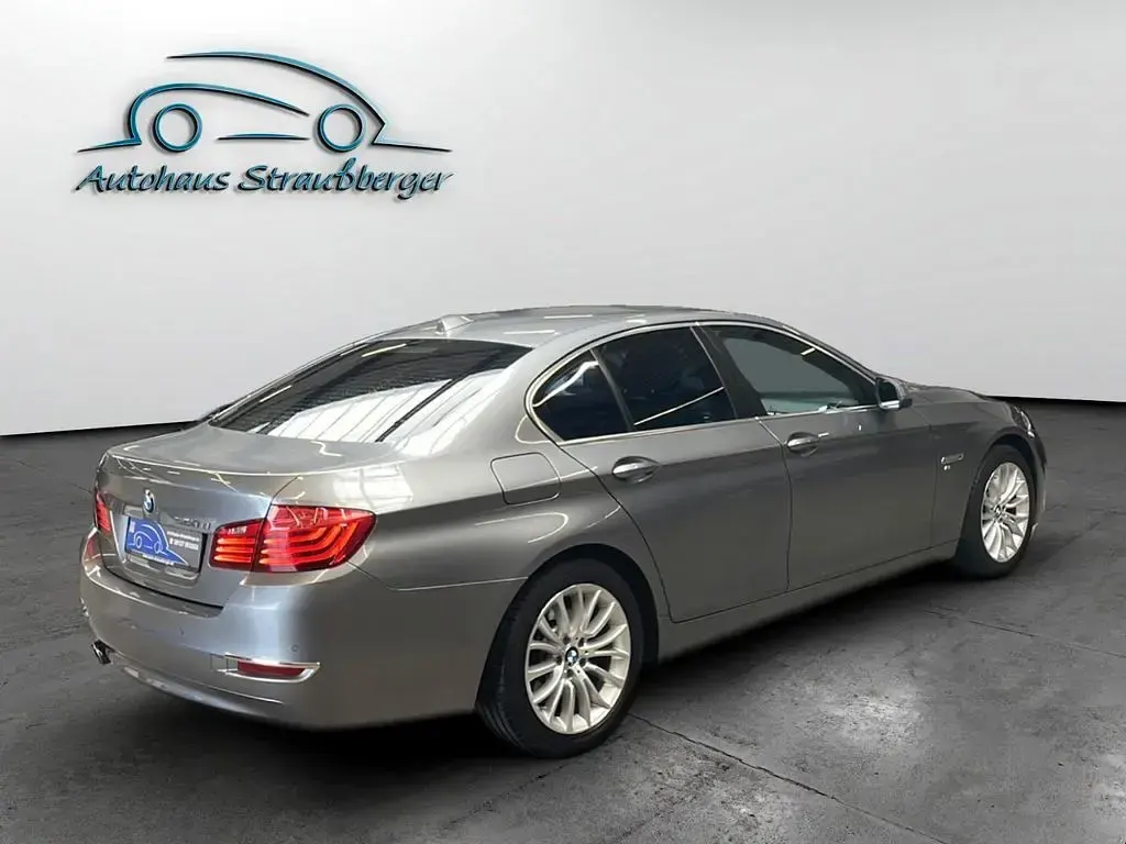 Gebraucht BMW 520 Performance 190 PS (139 kW) 2015 Graukeine angabe Limousine