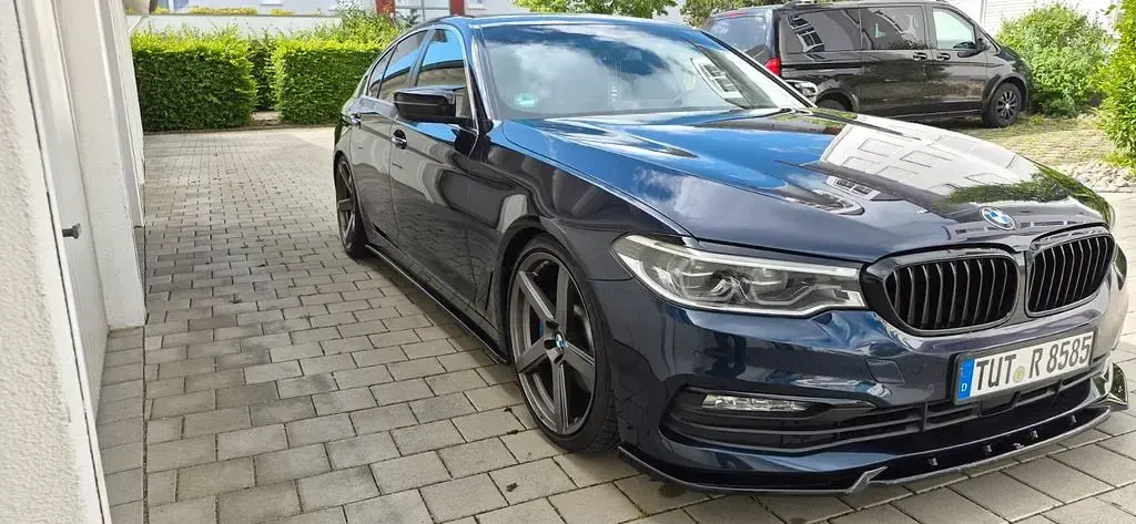 Gebraucht BMW 530 Performance 265 PS (194 kW) 2018 Blau Limousine