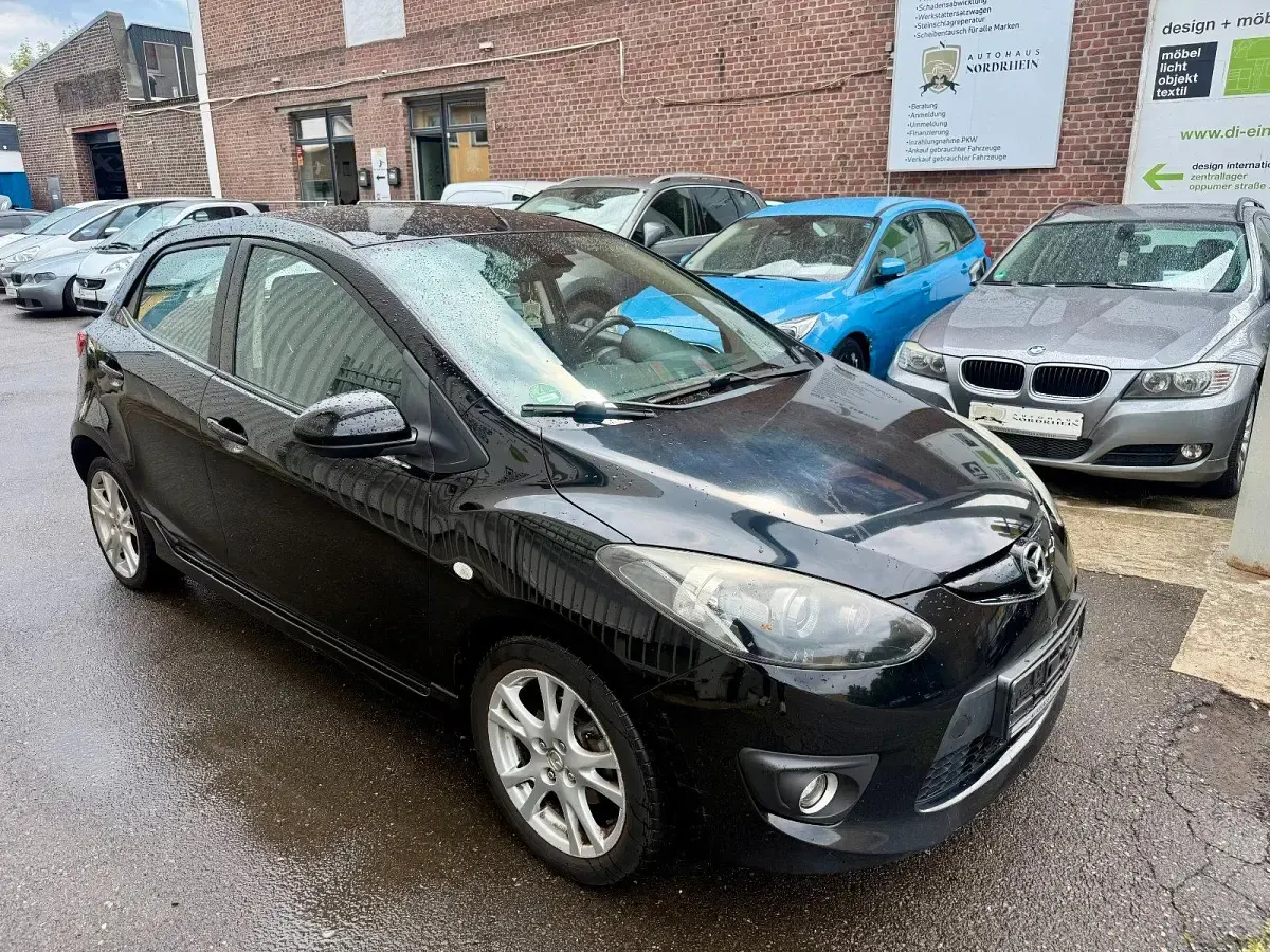 Gebraucht Mazda 2 Dynamic 86 PS (63 kW) 2010 Schwarz Kleinwagen