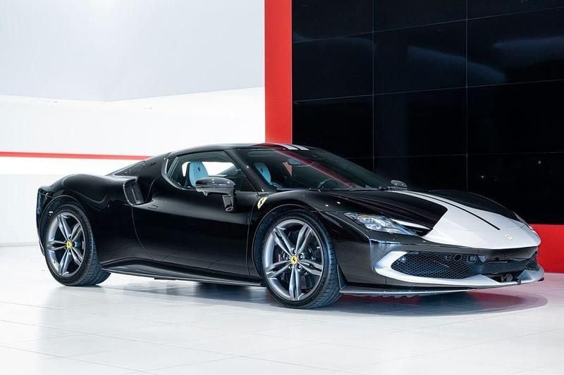 Second-hand Ferrari 296 829 CP (609 kW) 2022 Negru