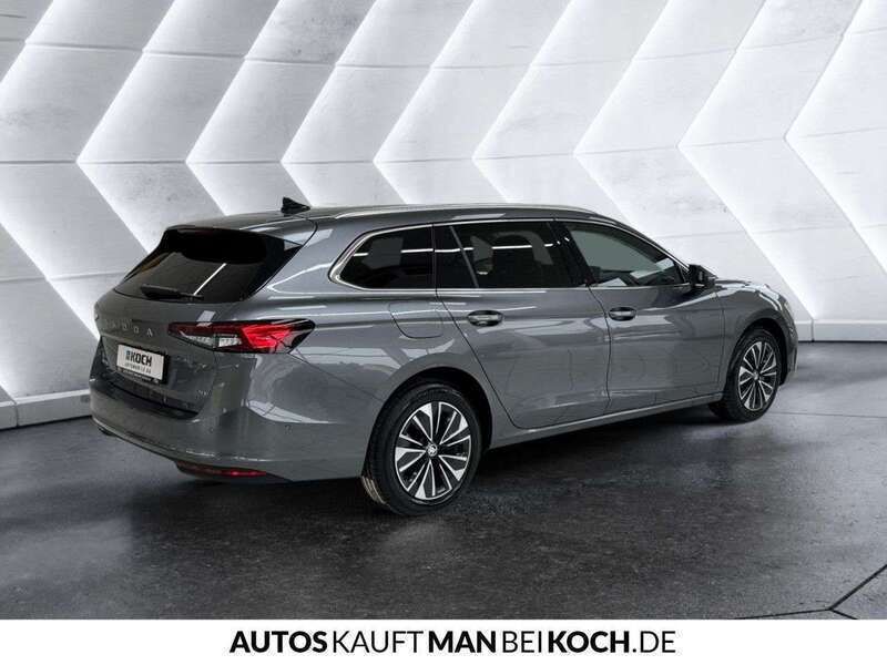 Gebraucht Skoda Superb 193 PS (141 kW) 2024 Andere farbe Kombi