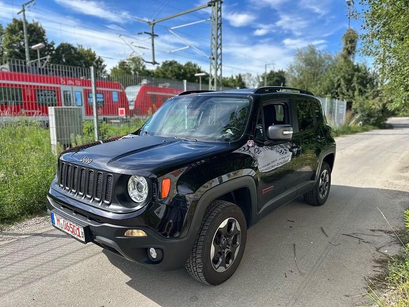 Schwarz Gebraucht 2017 Jeep Renegade Trailhawk SUV | 10.300 € (Guter Preis) - Bild 1/4