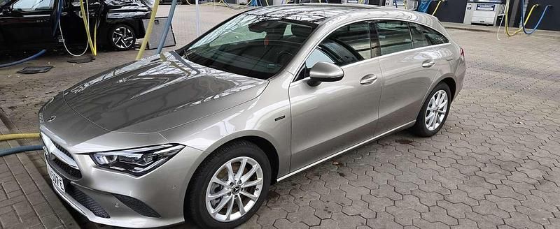 Gebraucht 2020 Mercedes CLA250e Shooting Brake Progressive Kombi | 26.277 € (Fairer Preis) - Bild 1/4