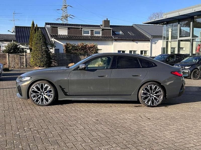 Gebraucht BMW 420 Coupé M Sport 190 PS (139 kW) 2024 Dravitgrau metallic individual (metallic) Coupé