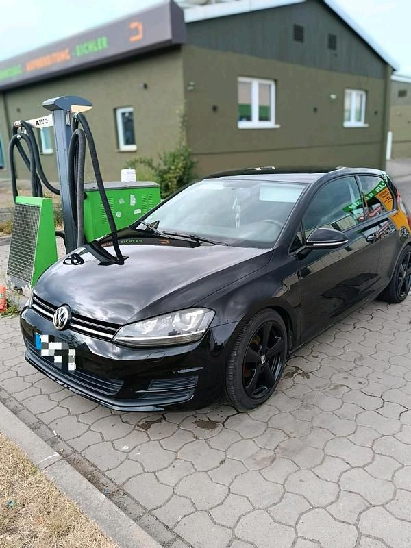 Schwarz Gebraucht 2014 VW Golf VII Limousine | 5.999 € (Superpreis) - Bild 1/4