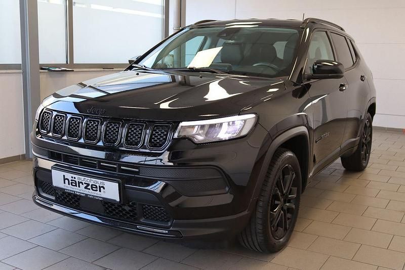 Käytetty Jeep Compass Night Eagle 131 HP (96 kW) 2023 Musta Katumaasturi