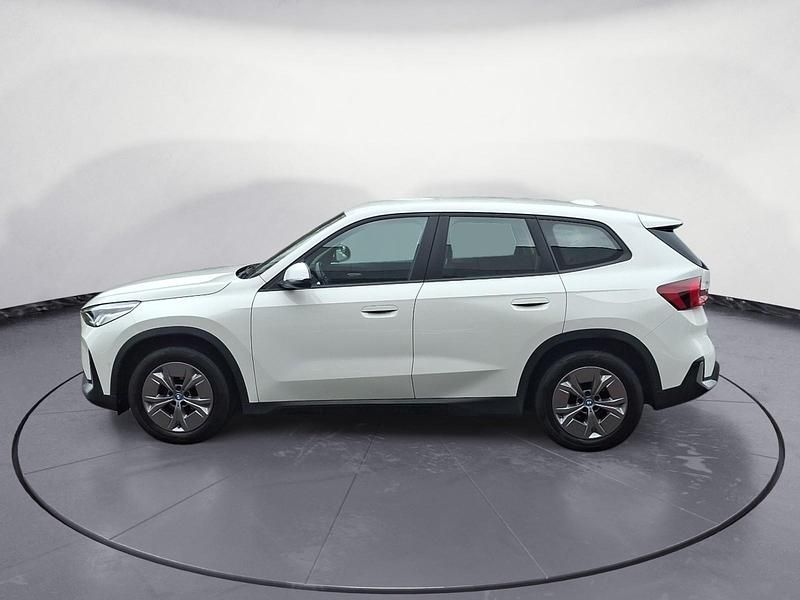 Gebraucht BMW iX1 Performance 230 kW (313 PS) 2022 Alpinweiß SUV