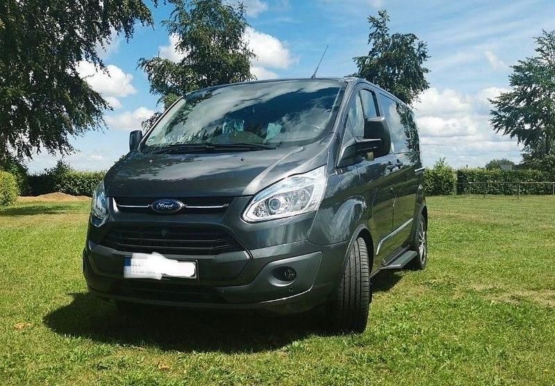 Gebraucht Ford Tourneo 155 PS (114 kW) 2016 Grau Van / Kleinbus