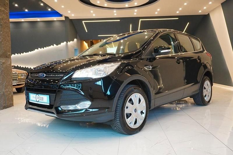Shadow black Gebraucht 2015 Ford Kuga Trend SUV | 10.599 € (Guter Preis) - Bild 1/4