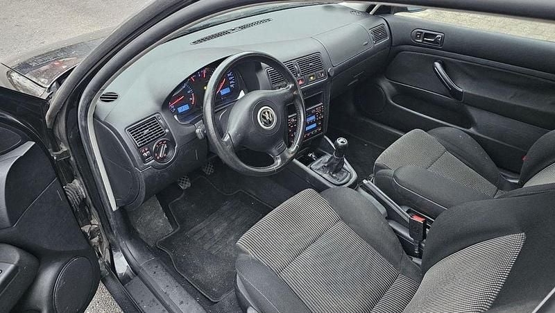 Gebraucht VW Golf IV Basis 110 PS (80 kW) 2002 Schwarz Kombi