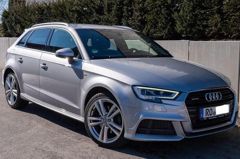 Gebraucht Audi A3 Design 190 PS (139 kW) 2019 Silber Limousine