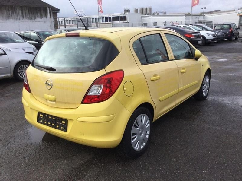 Gebraucht Opel Corsa Catch Me 80 PS (58 kW) 2007 Gelb Kleinwagen