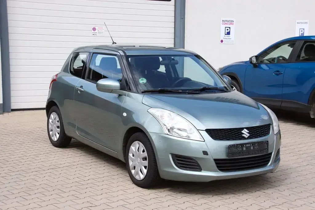 Gebraucht Suzuki Swift 94 PS (69 kW) 2011 Grün Kleinwagen