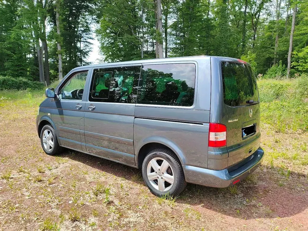 Gebraucht VW Multivan Comfortline 174 PS (127 kW) 2009 Grau Van / Kleinbus