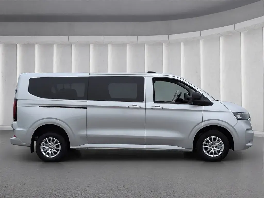 Neu VW Caravelle R 170 PS (125 kW) 2026 Silber Van