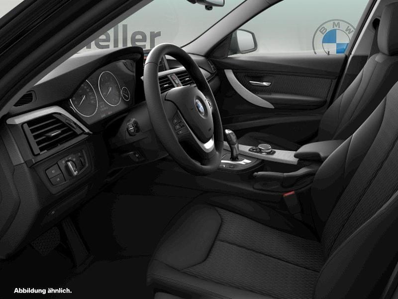 Gebraucht BMW 320 184 PS (135 kW) 2013 Schwarz Limousine