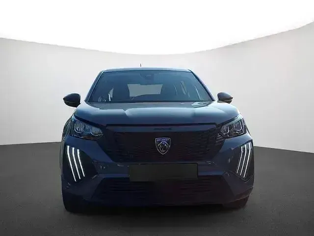 Gebraucht Peugeot 2008 Active 101 PS (74 kW) 2024 Grau SUV