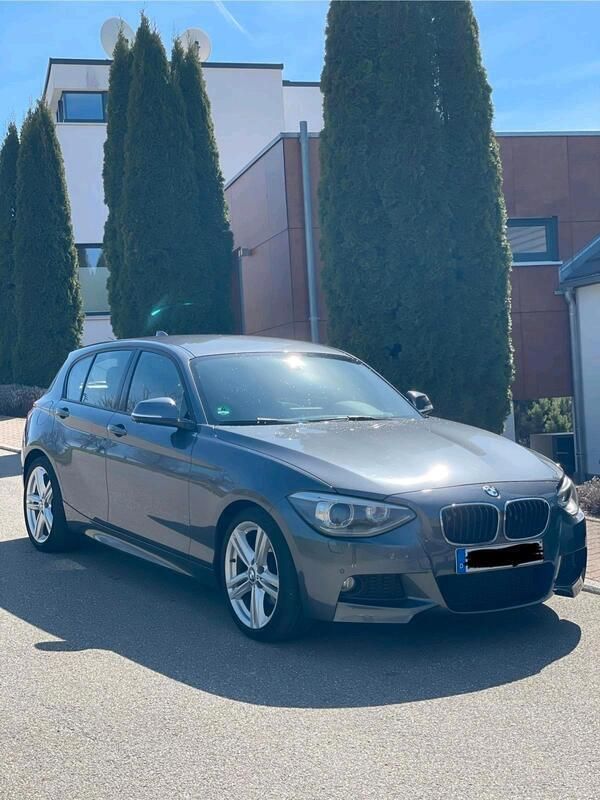 Grau Gebraucht 2012 BMW 120 M Sport Kleinwagen | 9.750 € (Fairer Preis) - Bild 1/4