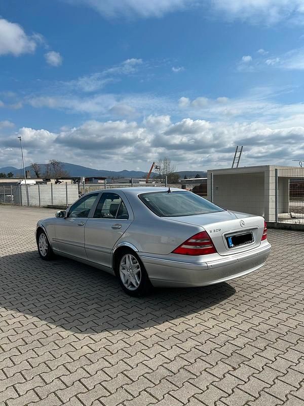 Gebraucht Mercedes S320 224 PS (164 kW) 2001 Silber Limousine