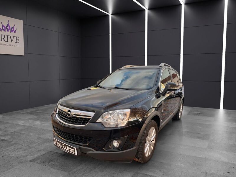 Schwarz Gebraucht 2013 Opel Antara Design Edition SUV | 7.990 € (Fairer Preis) - Bild 1/4