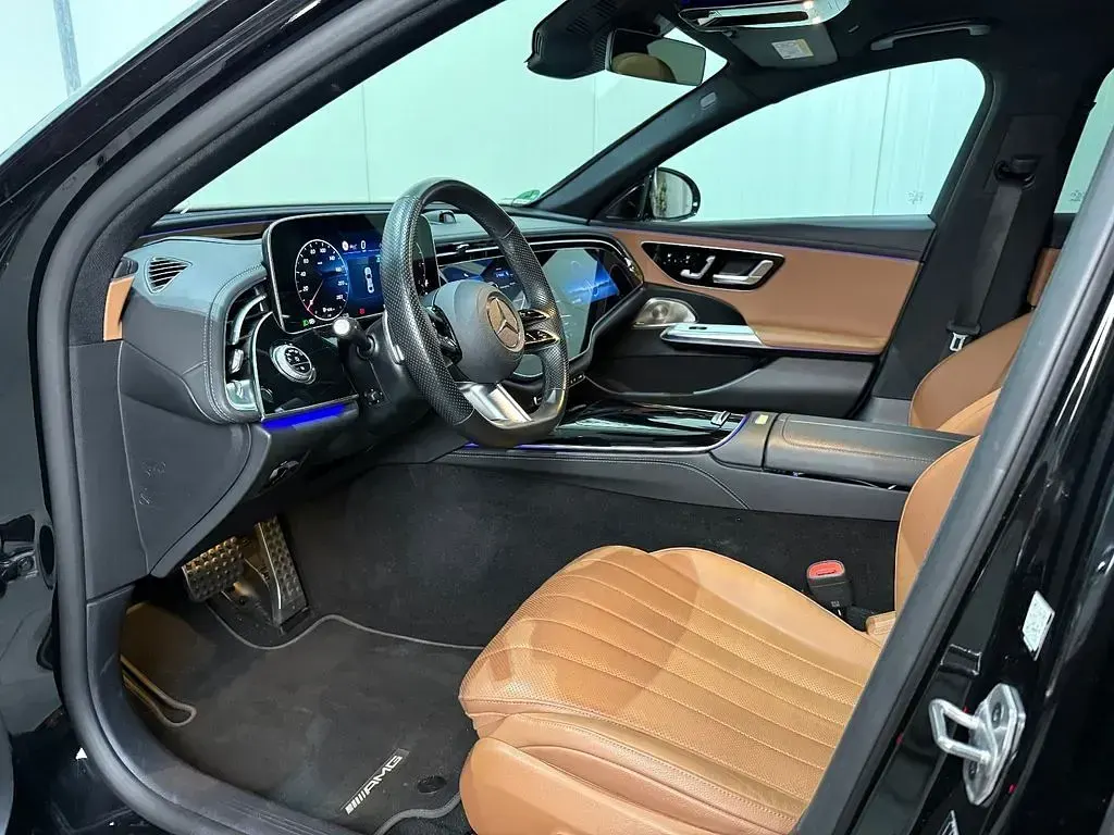 Gebraucht Mercedes E450 AMG 367 PS (269 kW) 2025 Obsidianschwarz (metallic) Limousine