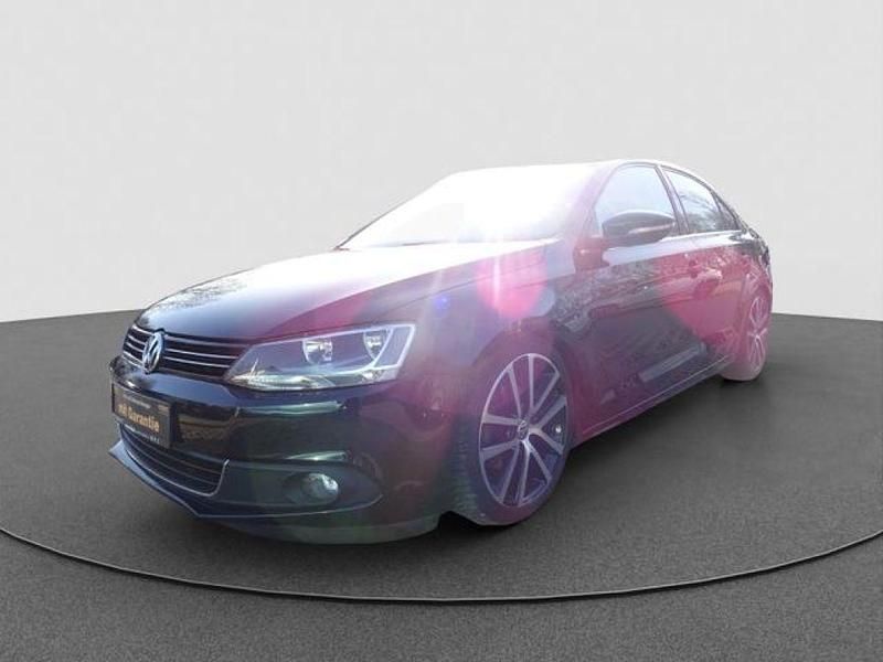 Gebraucht VW Jetta Highline 122 PS (89 kW) 2013 Schwarz Limousine