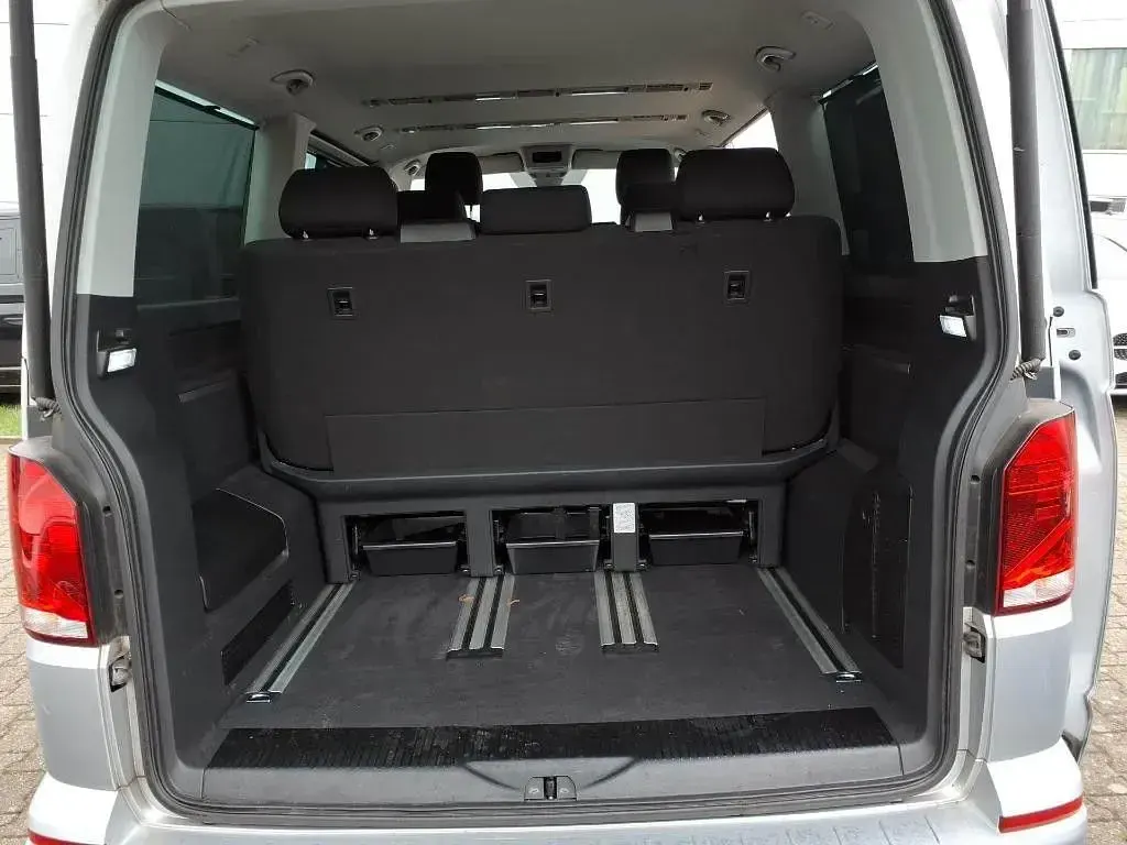 Używany VW T6.1 150 KM (110 kW) 2020 Srebrny Van