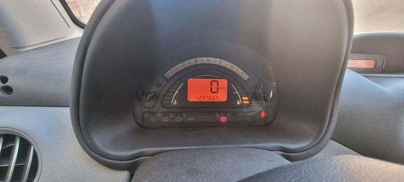 Gebraucht Citroën C3 73 PS (53 kW) 2003 Grün Cabrio