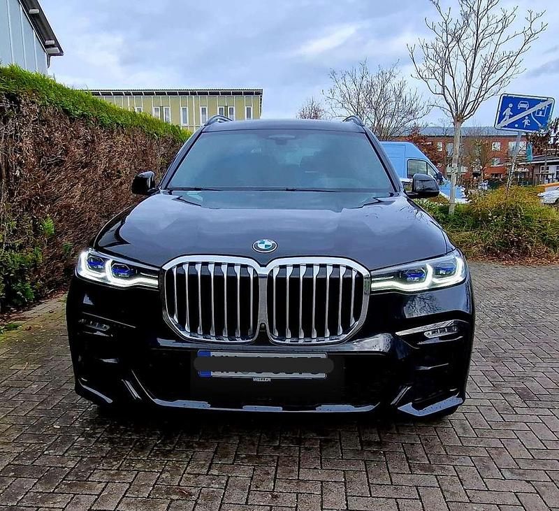 Gebraucht BMW X7 265 PS (194 kW) 2021 Schwarz SUV
