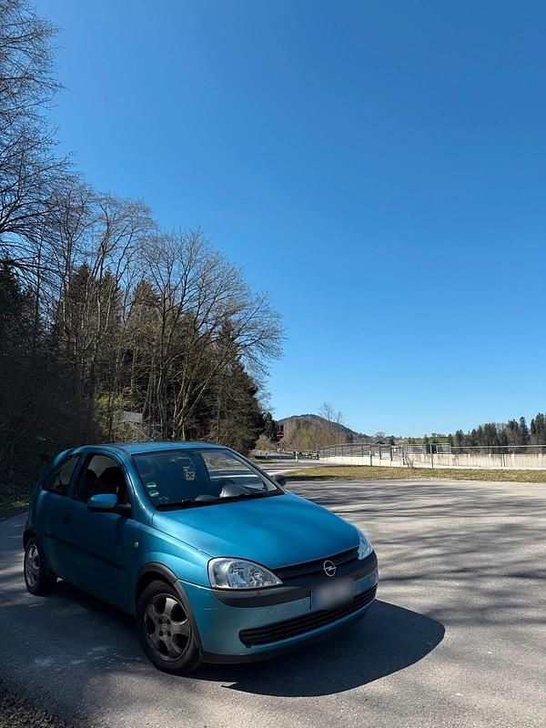 Gebraucht Opel Corsa 75 PS (55 kW) 2000 Blau Kleinwagen