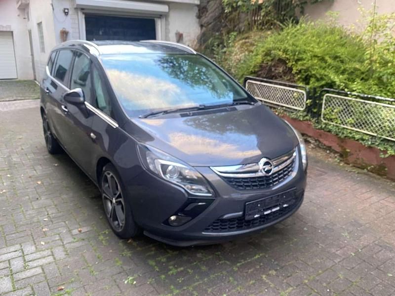 Gebraucht Opel Zafira Tourer Innovation 194 PS (142 kW) 2014 Grau Van / Kleinbus