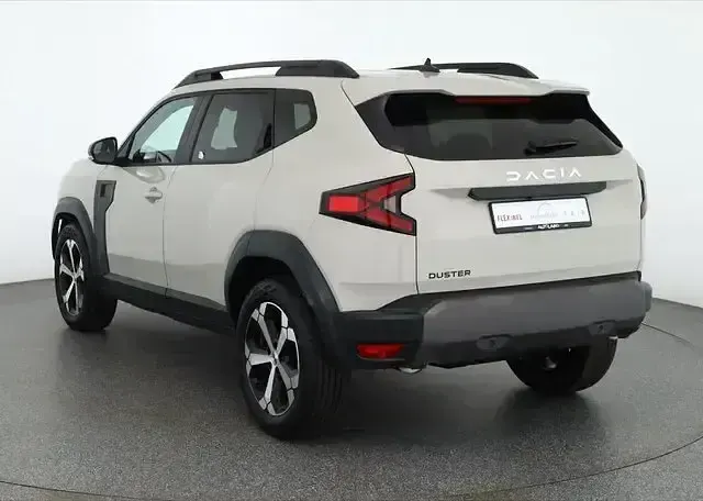 Neu Dacia Duster Journey 131 PS (96 kW) 2025 Zedergrünmet. SUV