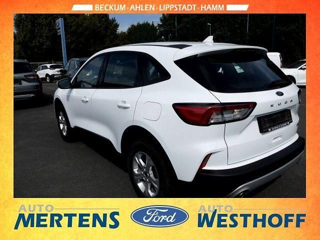 Gebraucht Ford Kuga Cool & Connect 224 PS (164 kW) 2022 Frostweiß SUV