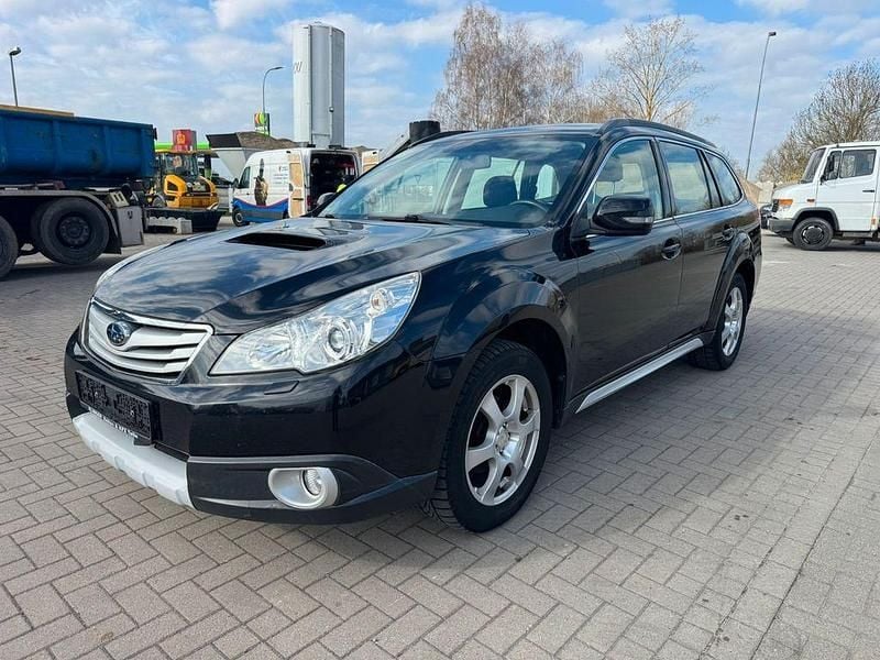 Gebraucht Subaru Outback Active 150 PS (110 kW) 2010 Schwarz Kombi