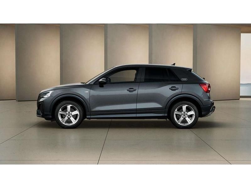 Gebraucht Audi Q2 S-Line 116 PS (85 kW) 2025 Grau SUV
