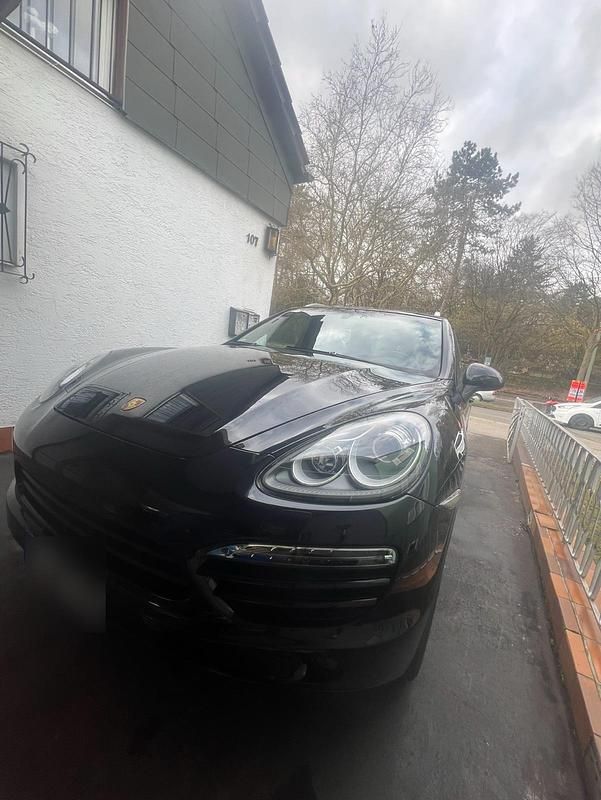 Gebraucht Porsche Cayenne 245 PS (180 kW) 2012 Schwarz SUV