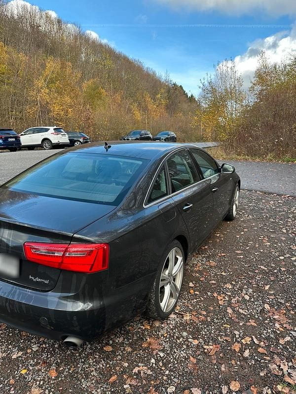 Gebraucht Audi A6 245 PS (180 kW) 2013 Grau Limousine
