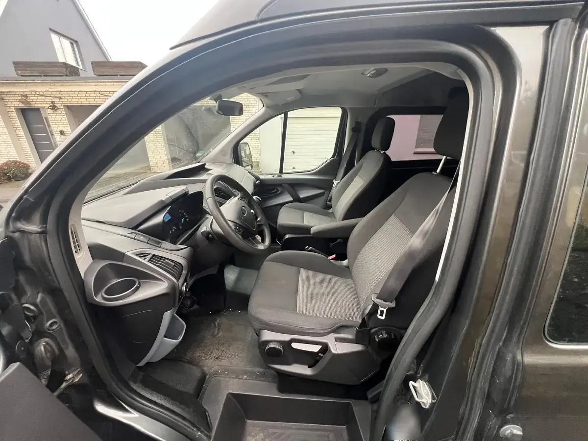 Gebraucht Ford Transit Custom 101 PS (74 kW) 2016 Grau Van