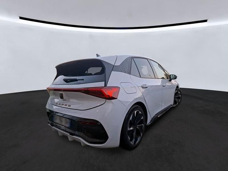 Gebraucht Cupra Born 150 kW (204 PS) 2022 Eisweiß Kleinwagen