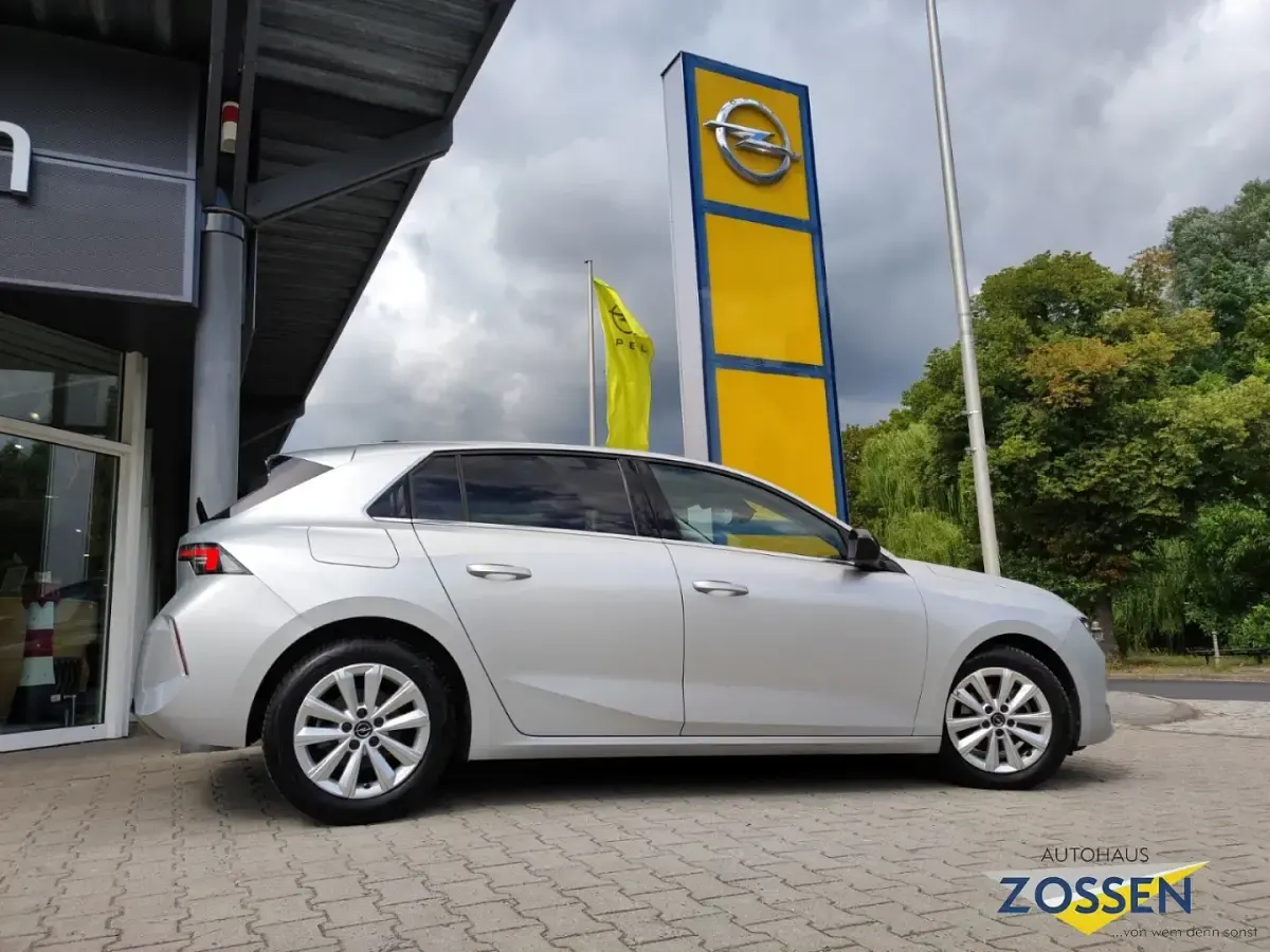 Gebraucht Opel Astra Elegance 131 PS (96 kW) 2023 Kleinwagen