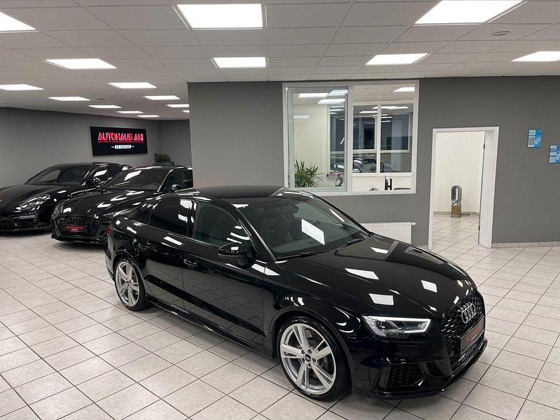 Gebraucht Audi RS3 Ambiente 400 PS (294 kW) 2017 Schwarz Limousine
