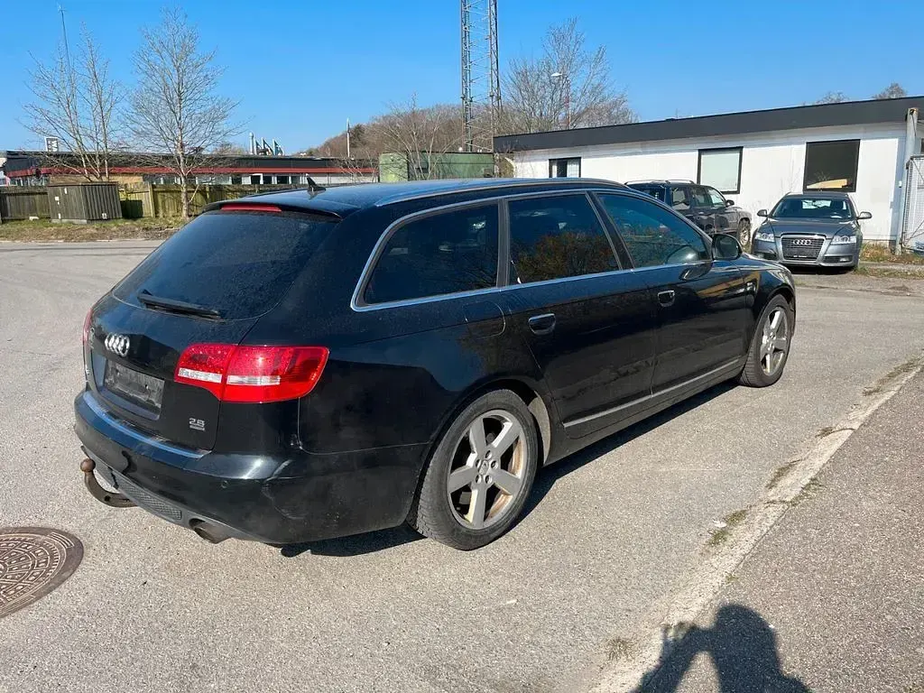 Gebraucht Audi A6 S-Line 220 PS (161 kW) 2010 Schwarz Kombi