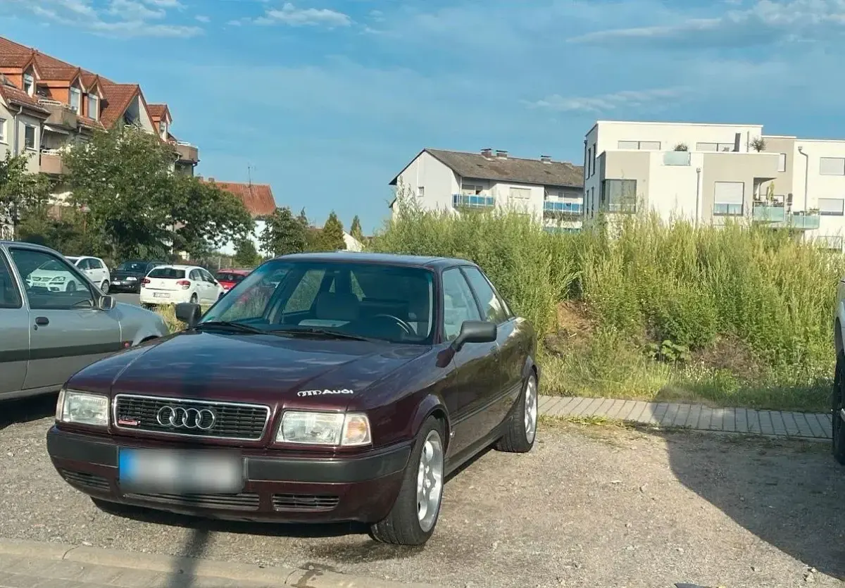Gebraucht Audi 80 116 PS (85 kW) 1994 Rot Limousine