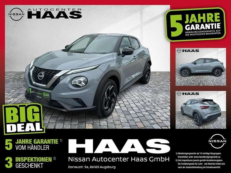 Ceramic grey p/black m (metallic) Gebraucht 2023 Nissan Juke N-Connecta SUV | 20.480 € (Guter Preis) - Bild 1/4