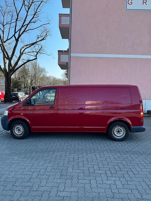 Gebraucht VW Transporter 131 PS (96 kW) 2007 Rot Van