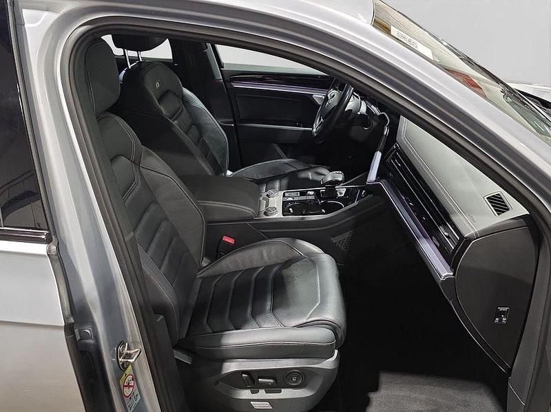 Gebraucht VW Touareg R-line 286 PS (210 kW) 2019 Grau SUV